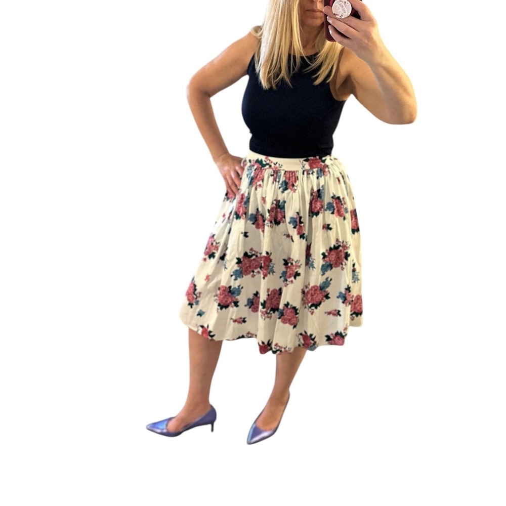 NWT Collectif Vintage-Style Floral Skirt | Size M - Picture 6 of 11